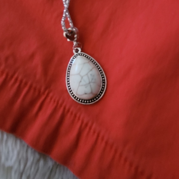 Necklace white stone - Picture 10 of 10